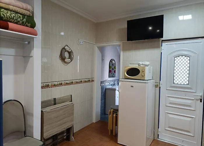 Estudio Mario Fanha Dom wakacyjny Nazaré